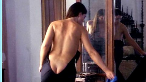 Pic: Monica Bellucci in Under Suspicion (2000)
