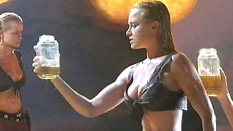 Pic: Jennifer O'Dell in The Lost World: Land of the Apes (1999)