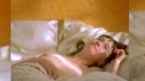 Pic: Emily Mortimer in Coming Home (1998)