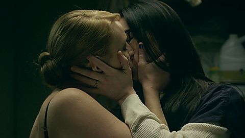 Pic: Laura Prepon in Orange Is the New Black (2013)