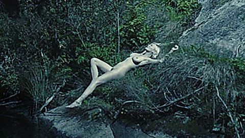 Pic: Kirsten Dunst in Melancholia (2011)
