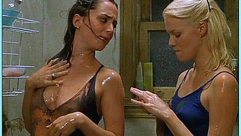 Pic: Eliza Dushku in Soul Survivors (2001)