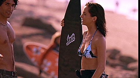 Pic: Eliza Dushku in Open Graves (2009)