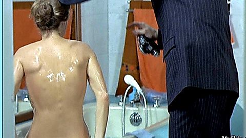 Pic: Romy Schneider in Max et les ferrailleurs (1971)