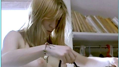 Pic: Valeria Bruni Tedeschi in Oublie-moi (1995)