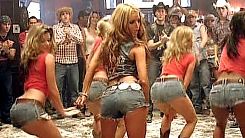 Pic: Jessica Simpson in These Boots Are Made for Walking (2005)