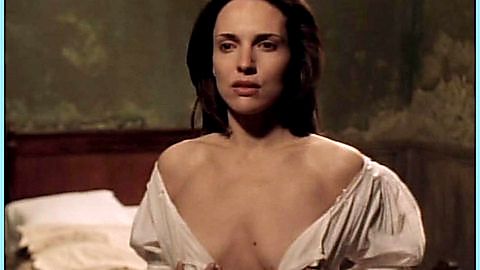 Pic: Ashley Laurence in Warlock III (1999)
