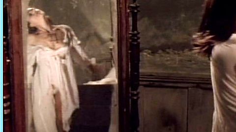 Pic: Ashley Laurence in Warlock III (1999)