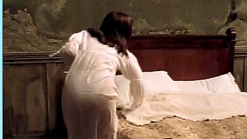 Pic: Ashley Laurence in Warlock III (1999)