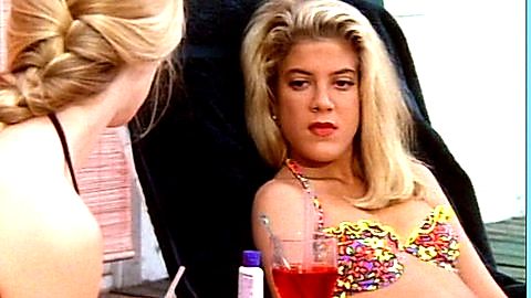 Pic: Tori Spelling in Beverly Hills, 90210 (1990)