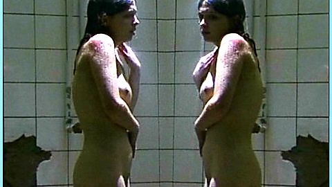 Pic: Julia Brendler in Reise in die Nacht (1998)