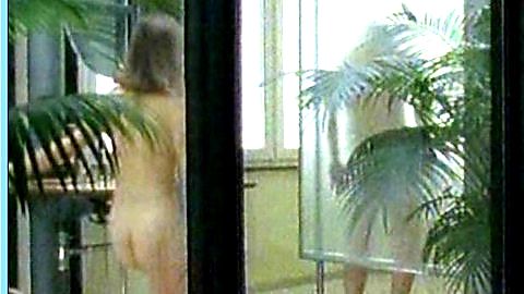Pic: Julia Brendler in Auf eigene Gefahr (1993)