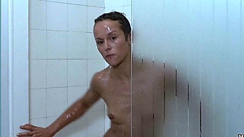 Pic: Christine Boisson in Le passage (1986)