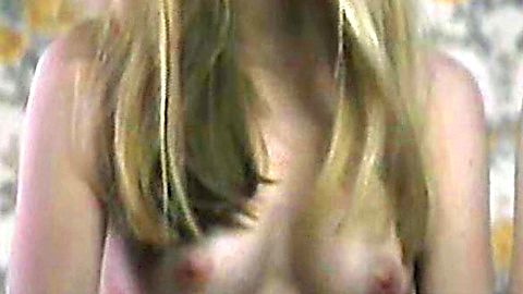 Pic: Isabelle Carr in La femme défendue (1997)