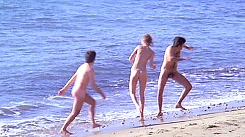 Pic: Dalila Di Lazzaro in L' Italia s'è rotta (1976)