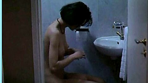Pic: Sophie Aubry in Une nouvelle vie (1993)