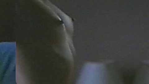 Pic: Emma de Caunes in Faites comme si je n'étais pas là (2000)