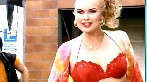 Pic: Veronica Ferres in Voll normaaal (1994)