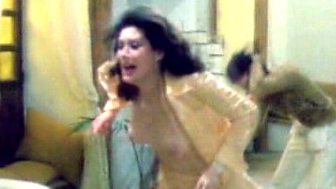 Pic: Edwige Fenech in L' insegnante (1975)