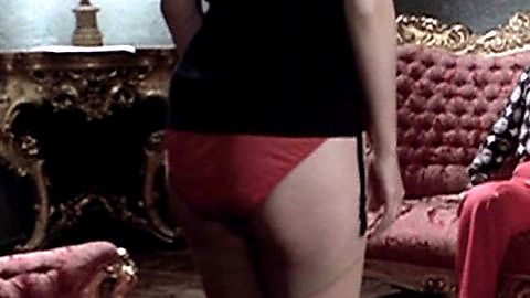Pic: Edwige Fenech in La poliziotta fa carriera (1975)