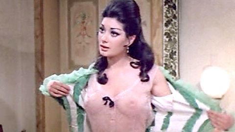 Pic: Edwige Fenech in Madame Bovary (1969)
