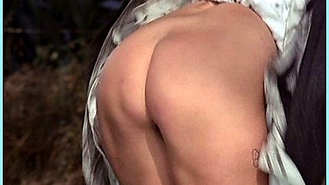 Pic: Serena Grandi in L' iniziazione (1987)