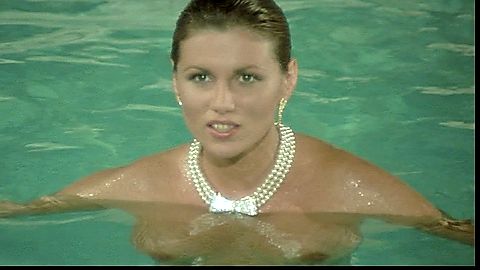 Pic: Serena Grandi in Roba da ricchi (1987)