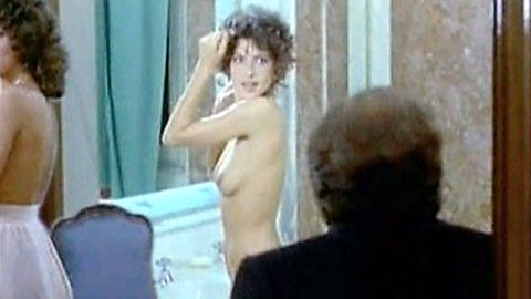 Pic: Clio Goldsmith in Le cadeau (1981)