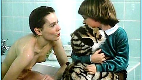 Pic: Beate Jensen in Der Kuss des Tigers (1987)