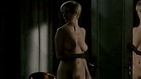 Pic: Sandrine Kiberlain in Les patriotes (1994)