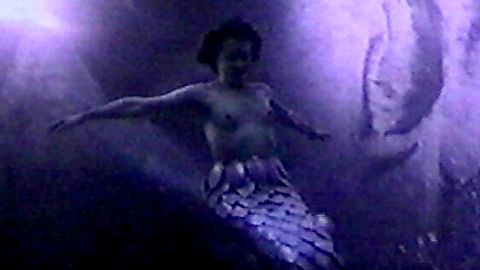 Pic: Amanda Ooms in Recycled (1999)