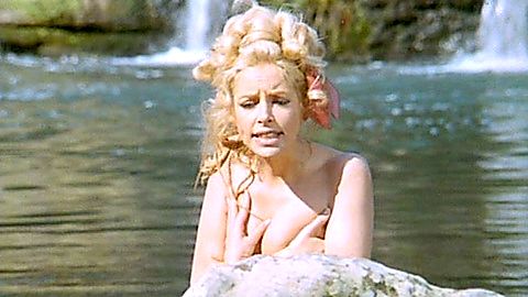 Pic: Sydne Rome in Vivi o, preferibilmente, morti (1969)