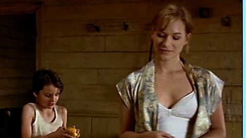 Pic: Franka Potente in Romulus, My Father (2007)