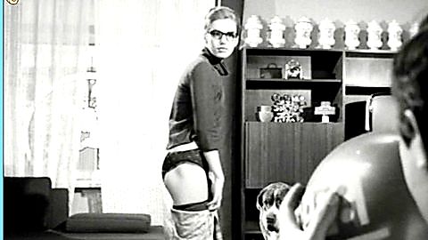 Pic: Catherine Spaak in Oggi, domani, dopodomani (1965)