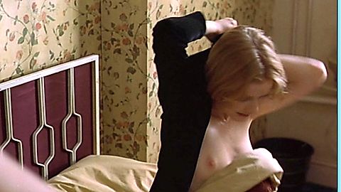 Pic: Claire Skinner in Mauvaise passe (1999)