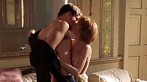 Pic: Claire Skinner in Perfect Strangers (2001)