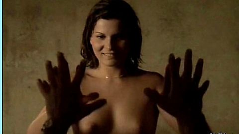 Pic: Simonetta Stefanelli in La nuora giovane (1975)