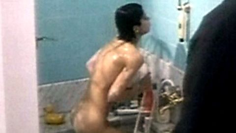 Pic: Jasmin Tabatabai in Die Putzfraueninsel (1996)