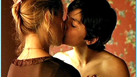 Pic: Jasmin Tabatabai in Unveiled (2005)