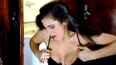 Pic: Maribel Verdú in El beso del sueño (1992)