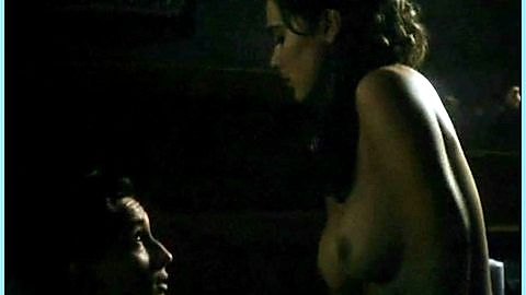 Pic: Delphine Zentout in L' Oeil écarlate (1993)