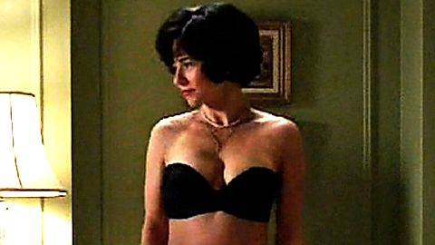 Pic: Linda Cardellini in Mad Men (2007)