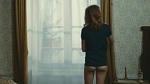 Pic: Nathalie Baye in The Mouth Agape (1974)