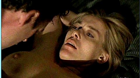 Pic: Barbara Rudnik in Doppeltes Dreieck (1999)