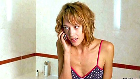Pic: Hélène de Fougerolles in Le plus beau jour de ma vie (2004)