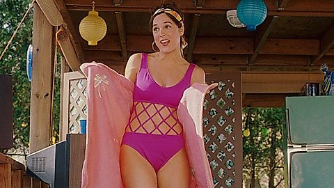 Pic: Lindsay Sloane in She's Out of My League (2010)