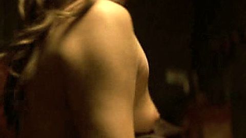 Pic: Mathilde Seigner in Danse avec lui (2007)