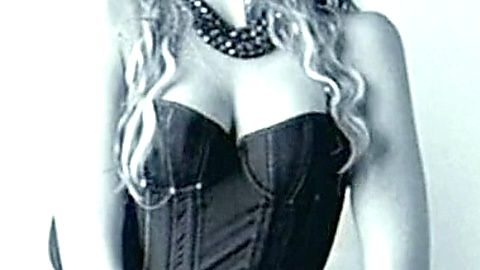 Pic: Vahina Giocante in 99 francs (2007)