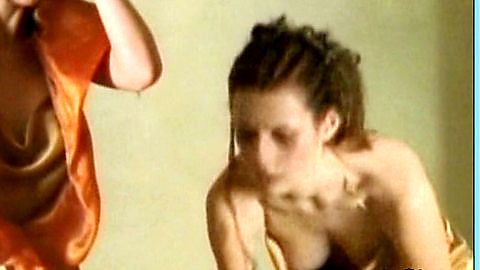 Pic: Annett Renneberg in Models (2000)