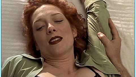 Pic: Glenne Headly in Women vs. Men (2002)